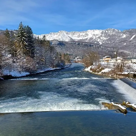 아파트 Dachstein View