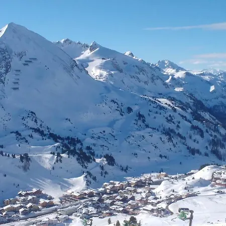 아파트 Dachstein View