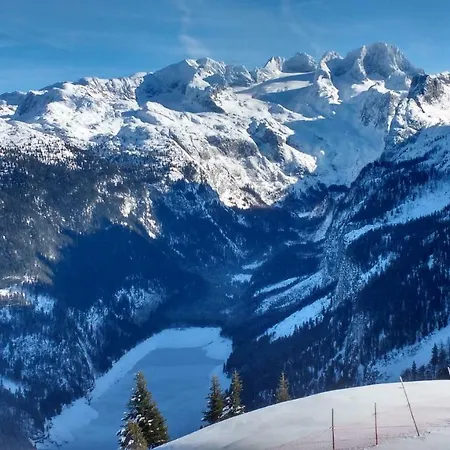 아파트 Dachstein View